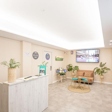 Hostal Plaza Boutique (Adults Only) Zaragoza Exterior photo